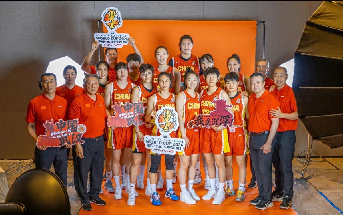 开云体育-一场10分险胜：中国女篮今夜击败捷克队！王思雨14分，韩旭12分